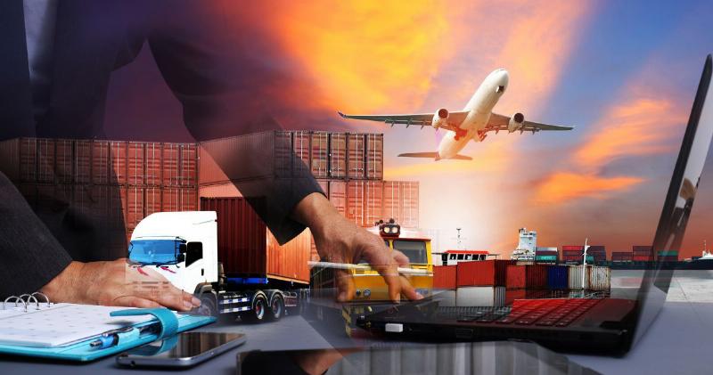 Tầm quan trọng của việc kiểm tra độ chính xác và cập nhật của tài liệu tiếng Anh logistics